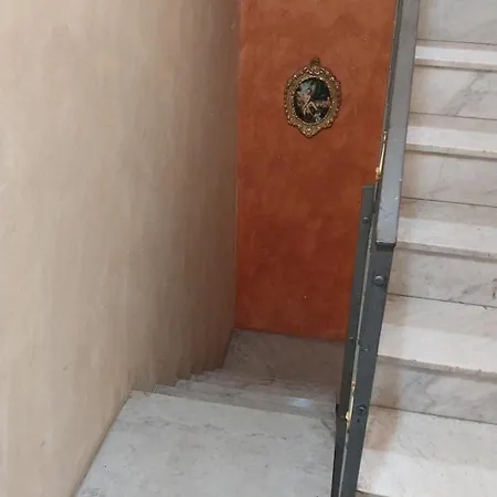 Charme House